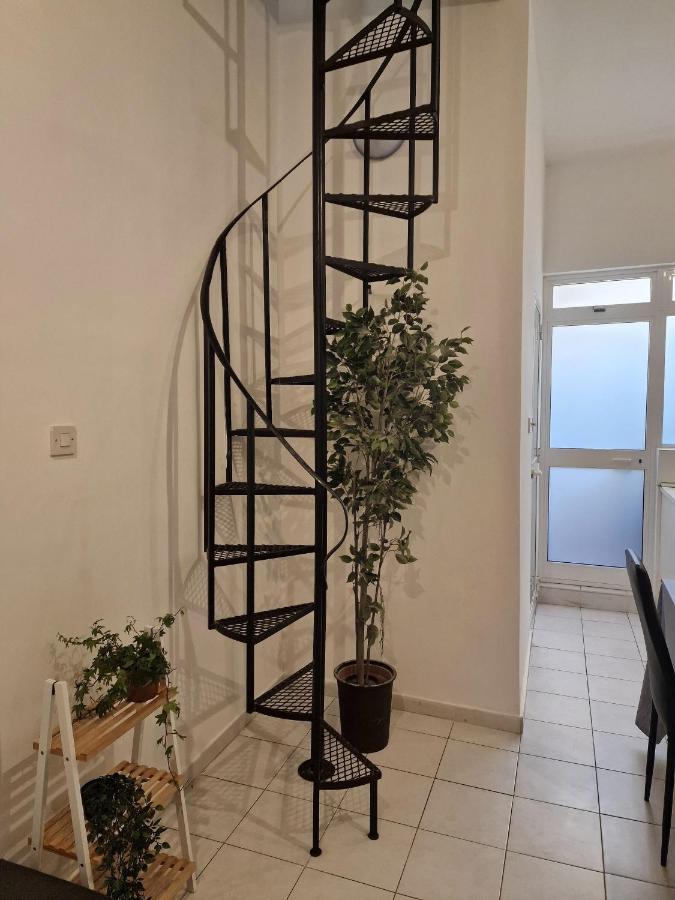 Modern Sliema Duplex Two Bedroom Apartment Buitenkant foto